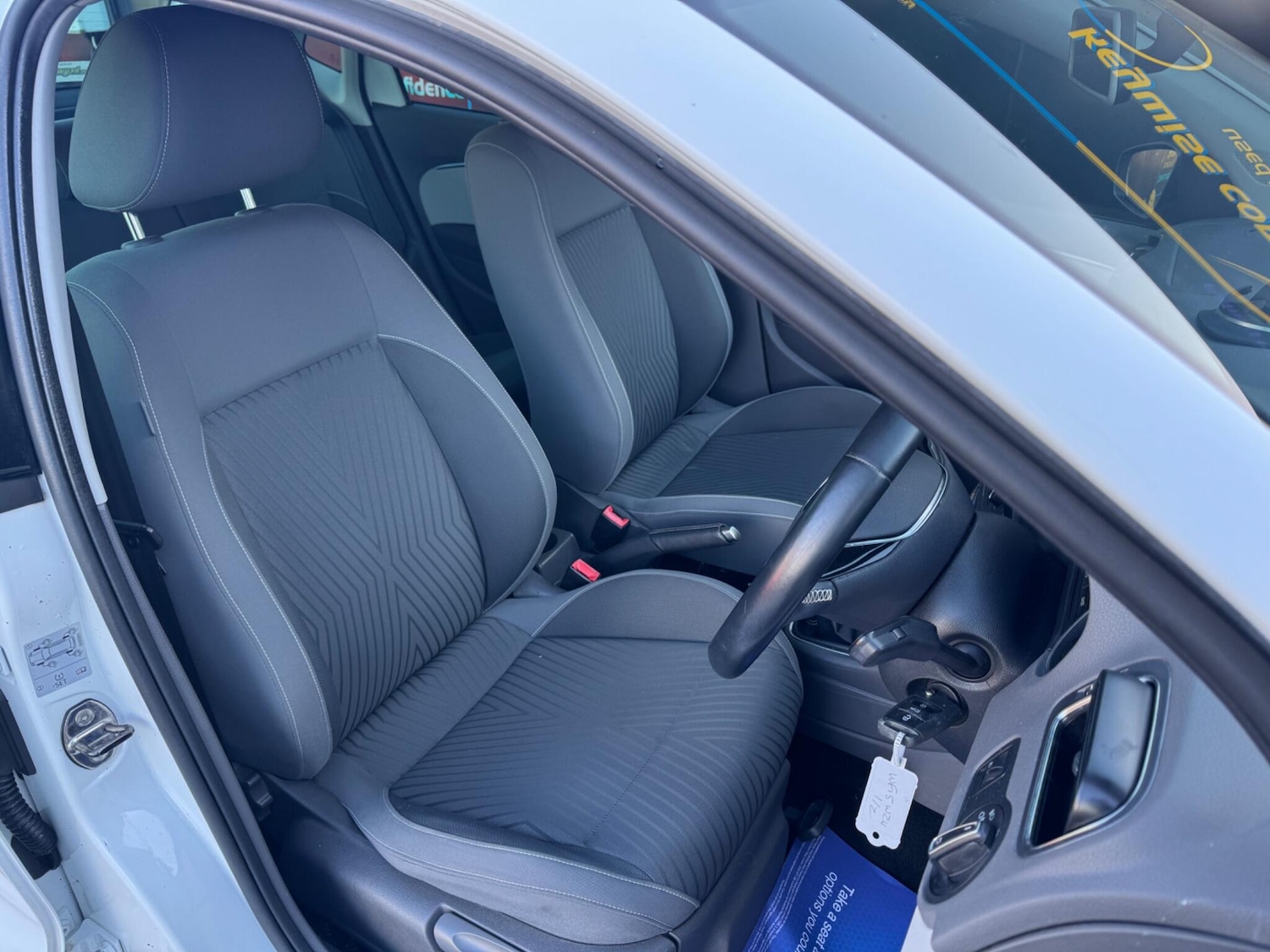 Used Volkswagen Polo 2015 for sale - 77358322: Photo 14