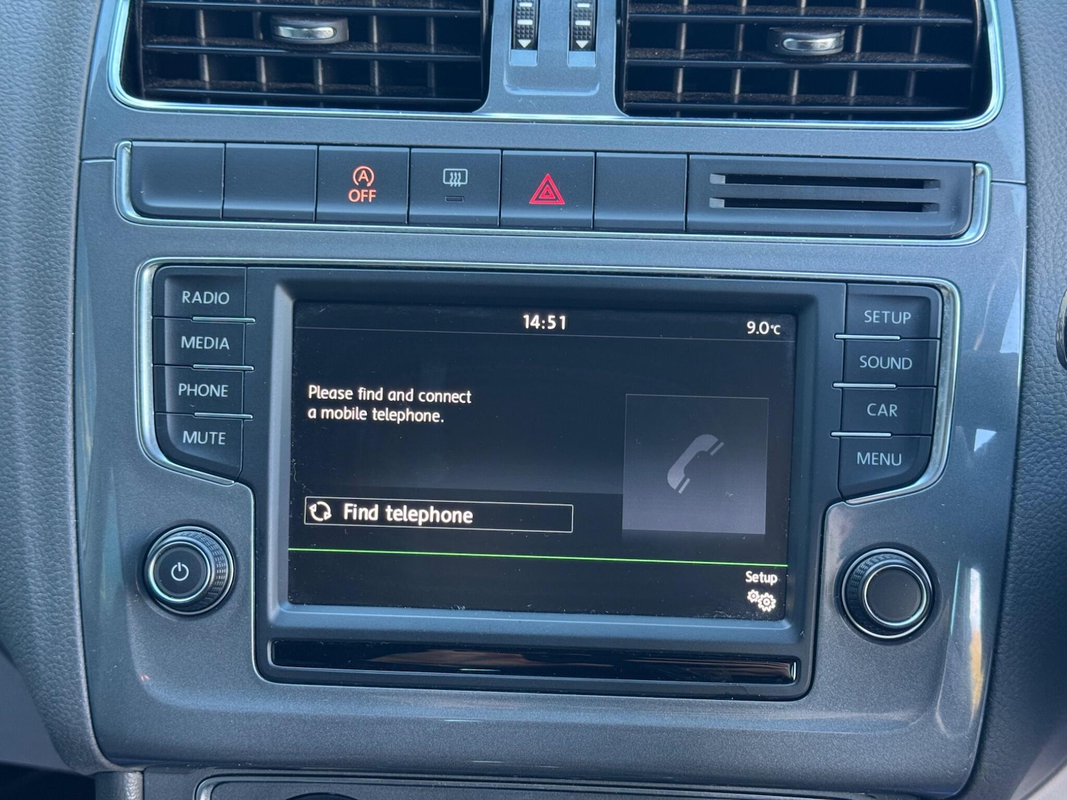 Used Volkswagen Polo 2015 for sale - 77358322: Photo 27