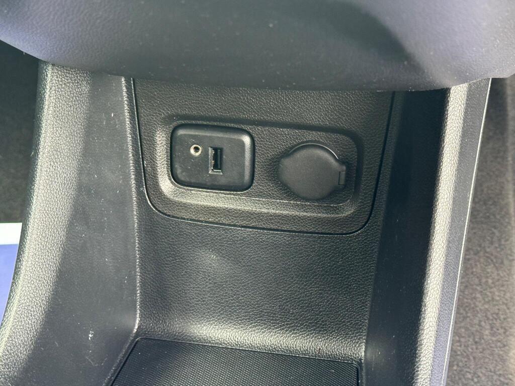 Used Vauxhall Viva 2016 for sale - 77439775: Photo 34