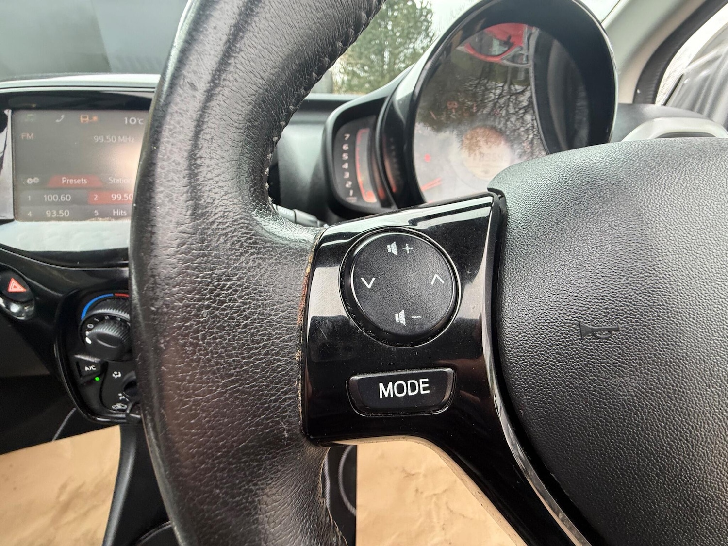 Used Peugeot 108 2016 for sale - 78203923: Photo 27