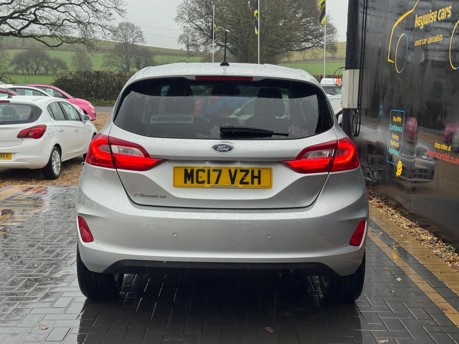 Used Ford Fiesta 2017 for sale - 76994868: Photo 5