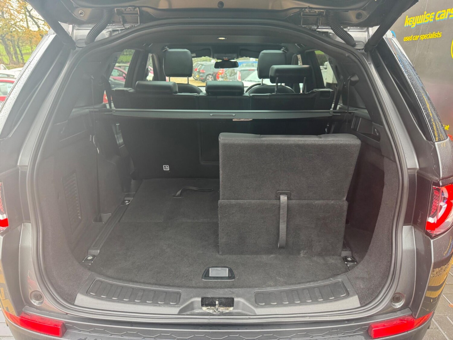 Used Land Rover Discovery Sport 2018 for sale - 76772063: Photo 27