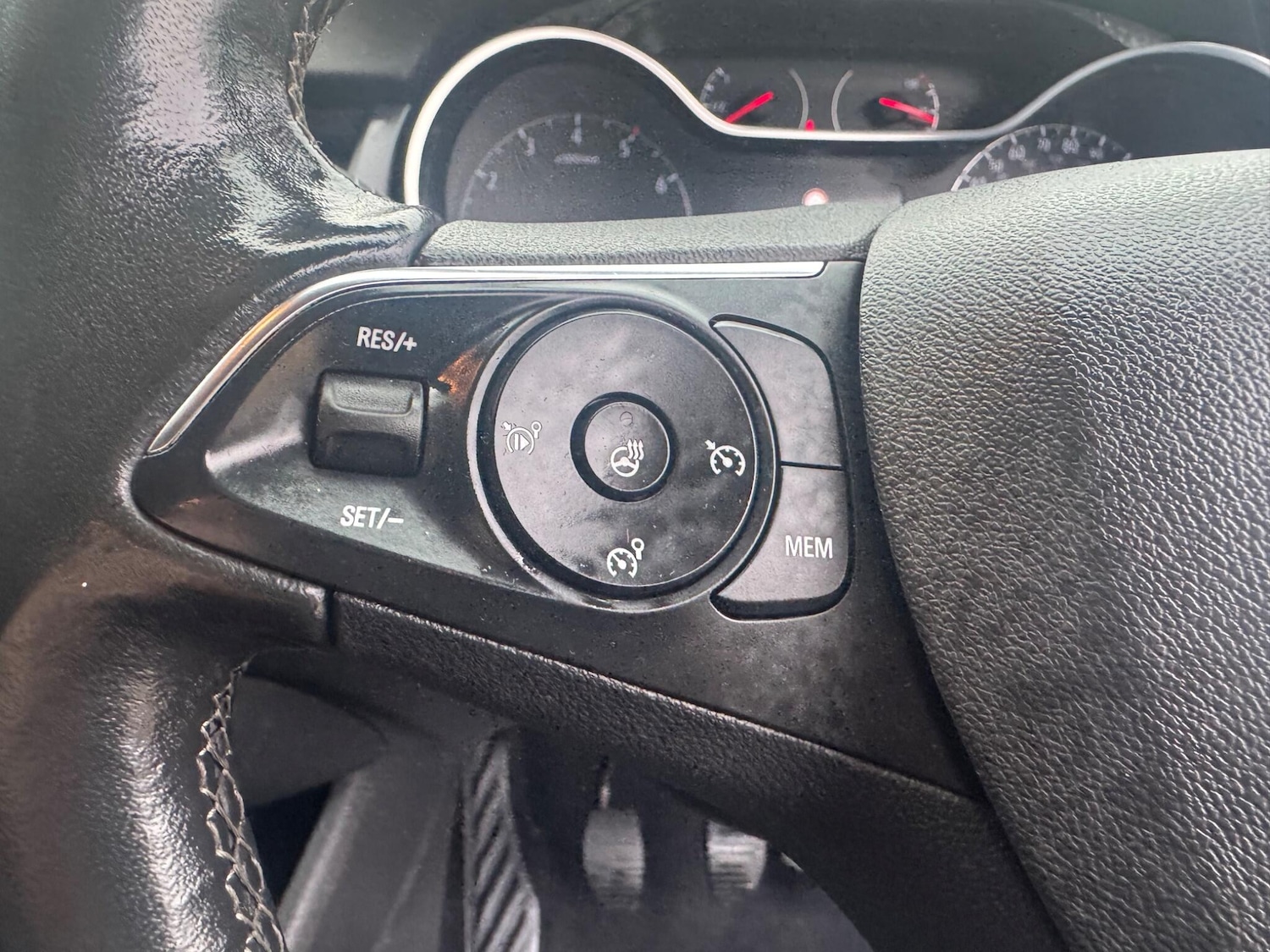 Used Vauxhall Crossland 2021 for sale - 77468531: Photo 28