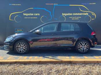 Used Volkswagen Golf 2018 for sale - 74653380: Photo