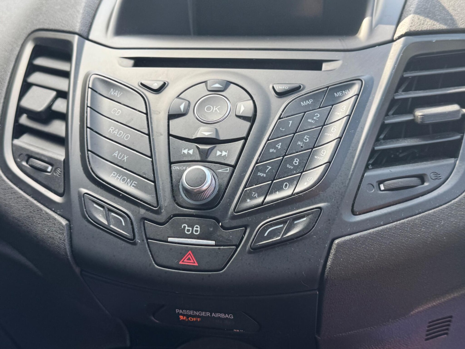 Used Ford Fiesta 2017 for sale - 75978019: Photo 30