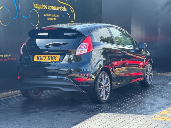 Used Ford Fiesta 2017 for sale - 75978019: Photo 6
