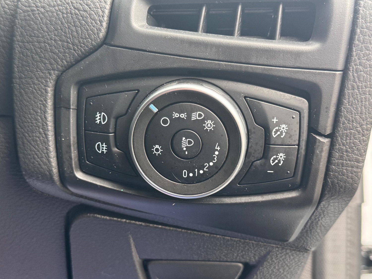 Used Ford Focus for sale - 76996703: Photo 38