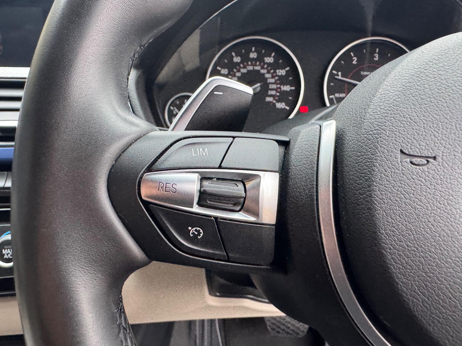 Used BMW 3 Series 2017 for sale - 77425928: Photo 23