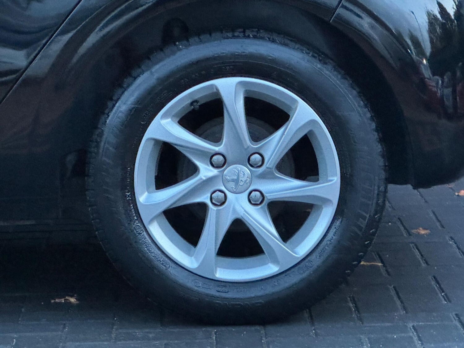 Used Peugeot 208 2016 for sale - 76431938: Photo 11