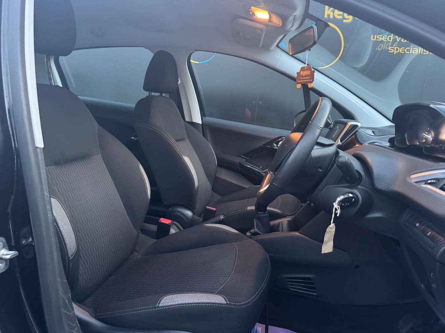 Used Peugeot 208 2016 for sale - 76431938: Photo 13