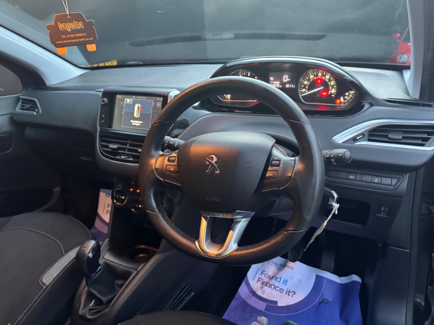 Used Peugeot 208 2016 for sale - 76431938: Photo 14