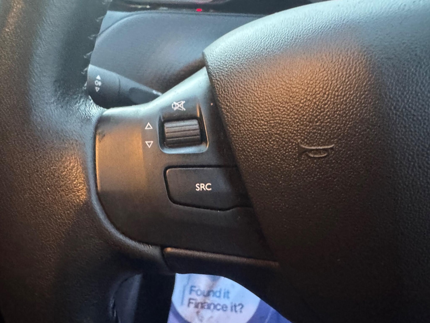 Used Peugeot 208 2016 for sale - 76431938: Photo 23