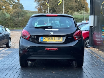 Used Peugeot 208 2016 for sale - 76431938: Photo