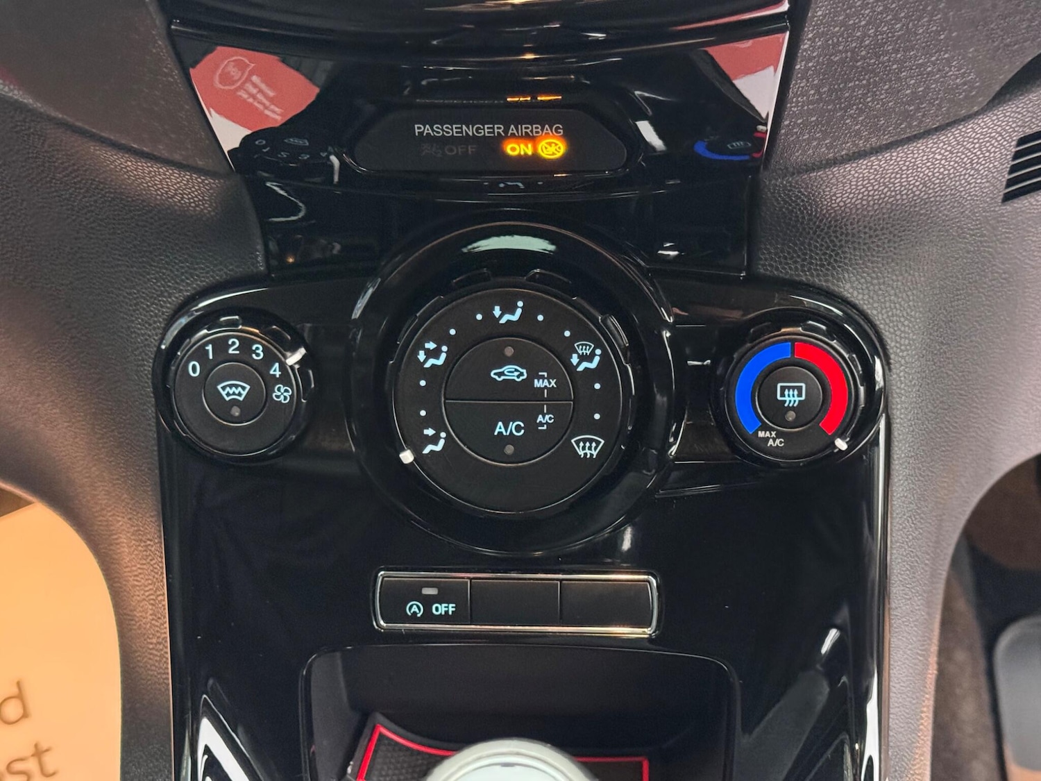 Used Ford Fiesta 2016 for sale - 76597098: Photo 28