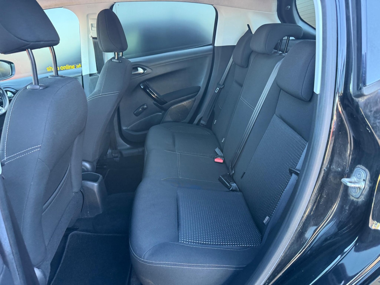 Used Peugeot 208 2017 for sale - 76646263: Photo 24