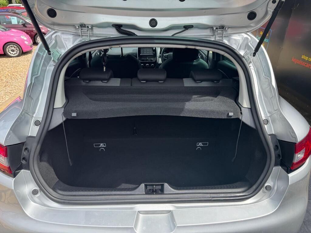 Used Renault Clio for sale - 77753020: Photo 18