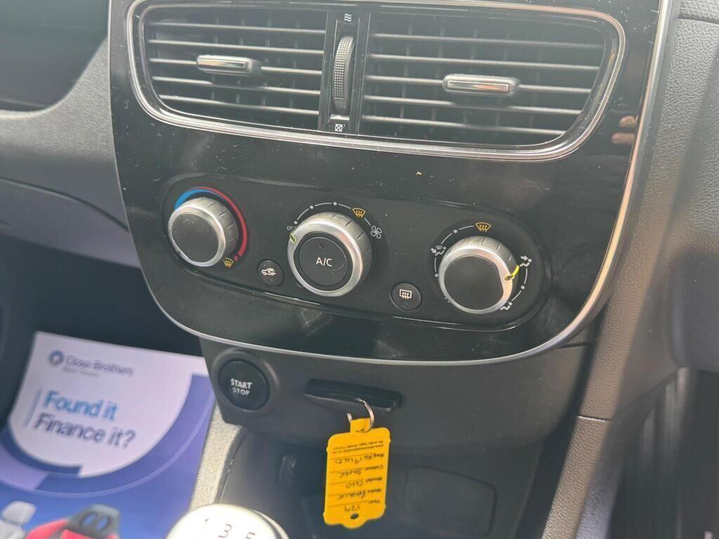 Used Renault Clio for sale - 77753020: Photo 27