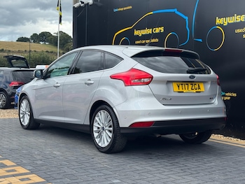 Used Ford Focus 2017 for sale - 75838029: Photo
