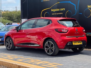 Used Renault Clio 2017 for sale - 76550230: Photo