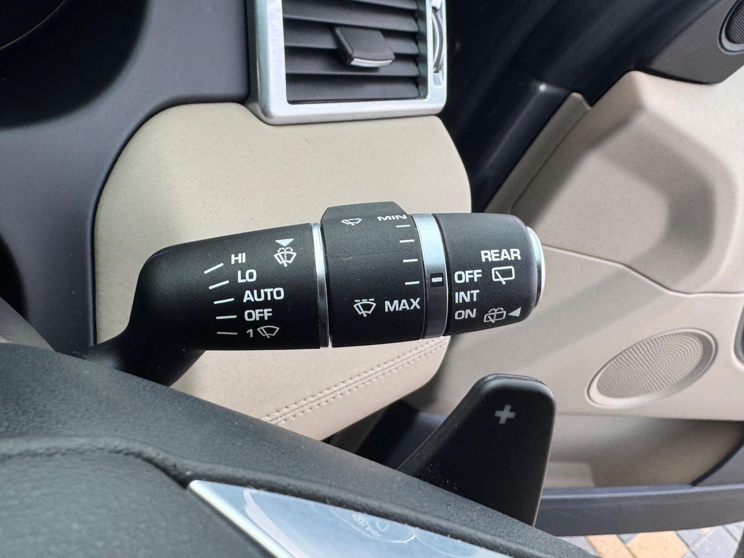 Used Land Rover Discovery Sport 2016 for sale - 77120804: Photo 31