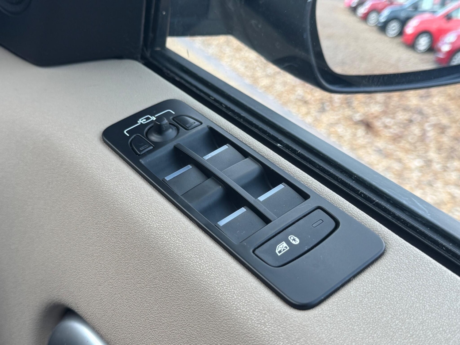 Used Land Rover Discovery Sport 2016 for sale - 77120804: Photo 40