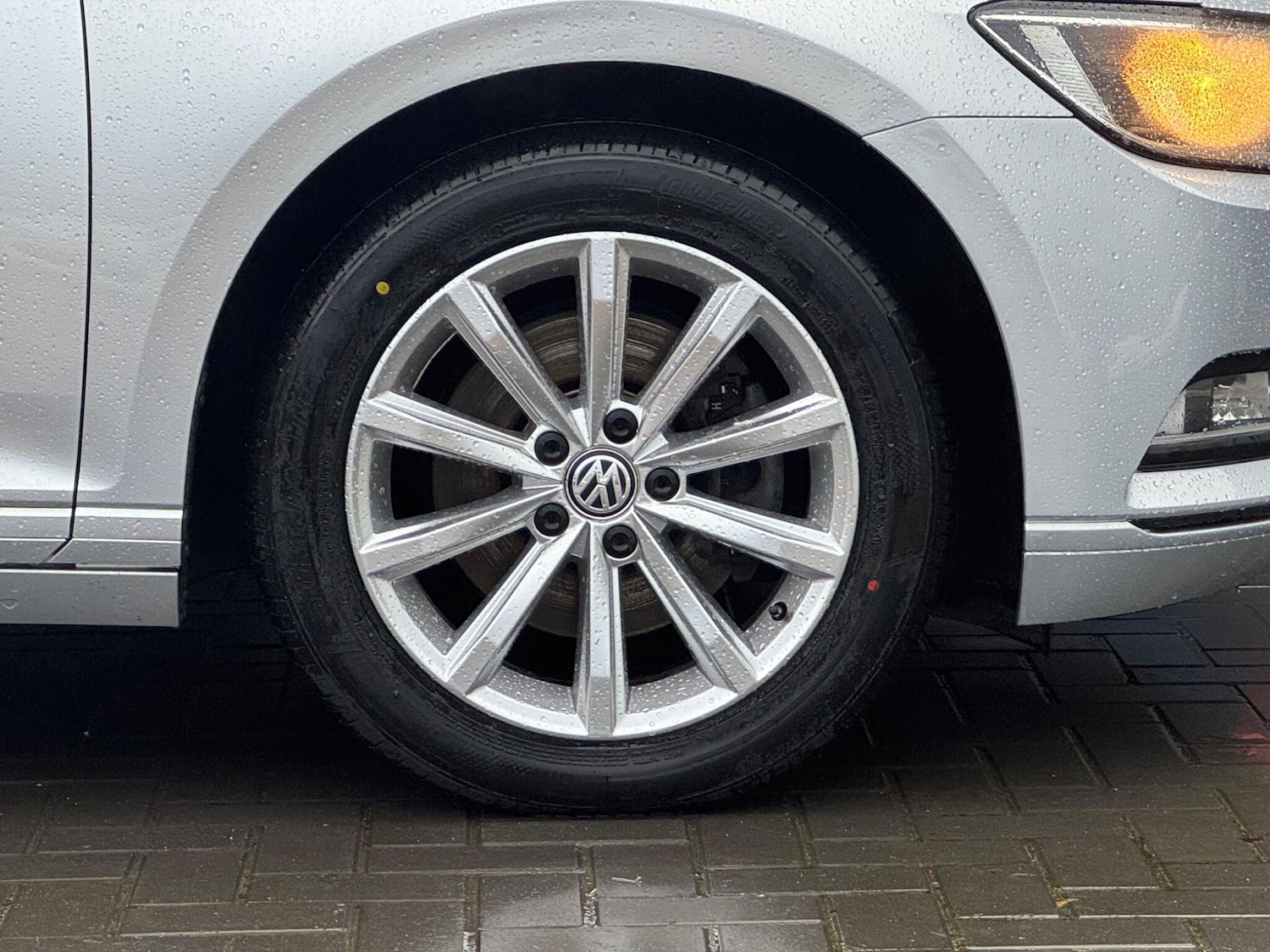 Used Volkswagen Passat 2017 for sale - 77315331: Photo 11