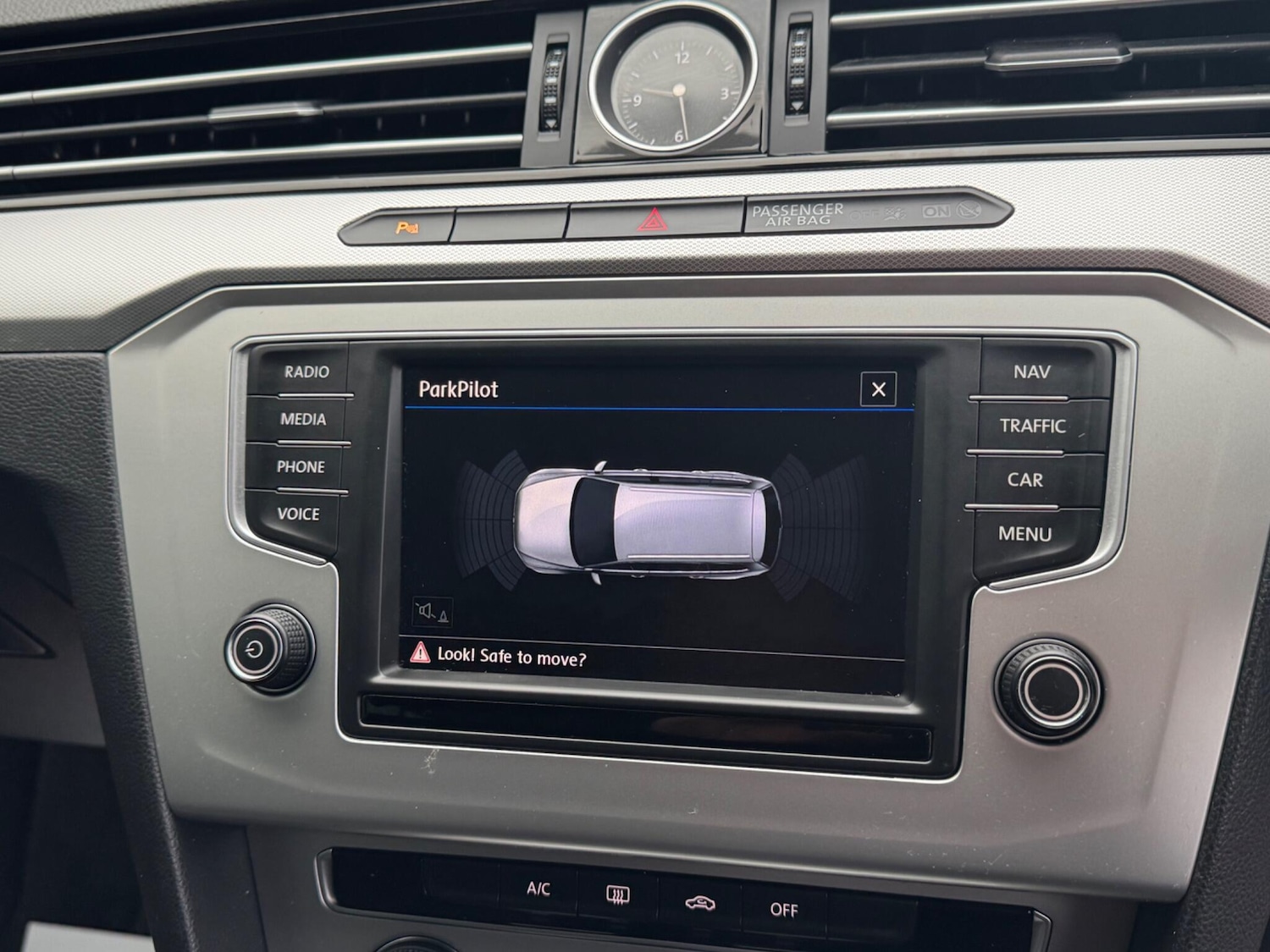 Used Volkswagen Passat 2017 for sale - 77315331: Photo 30