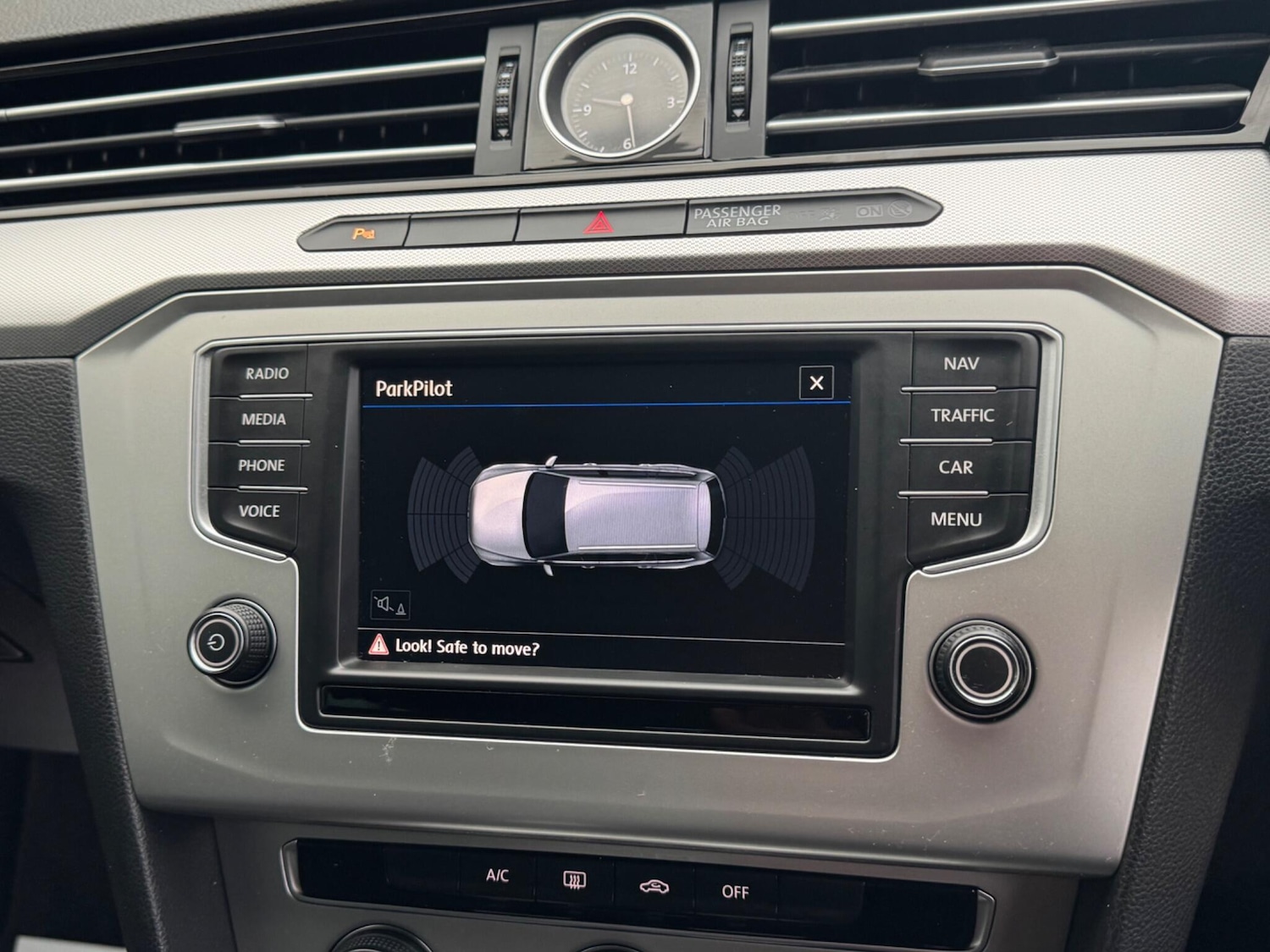 Used Volkswagen Passat 2017 for sale - 77315331: Photo 33