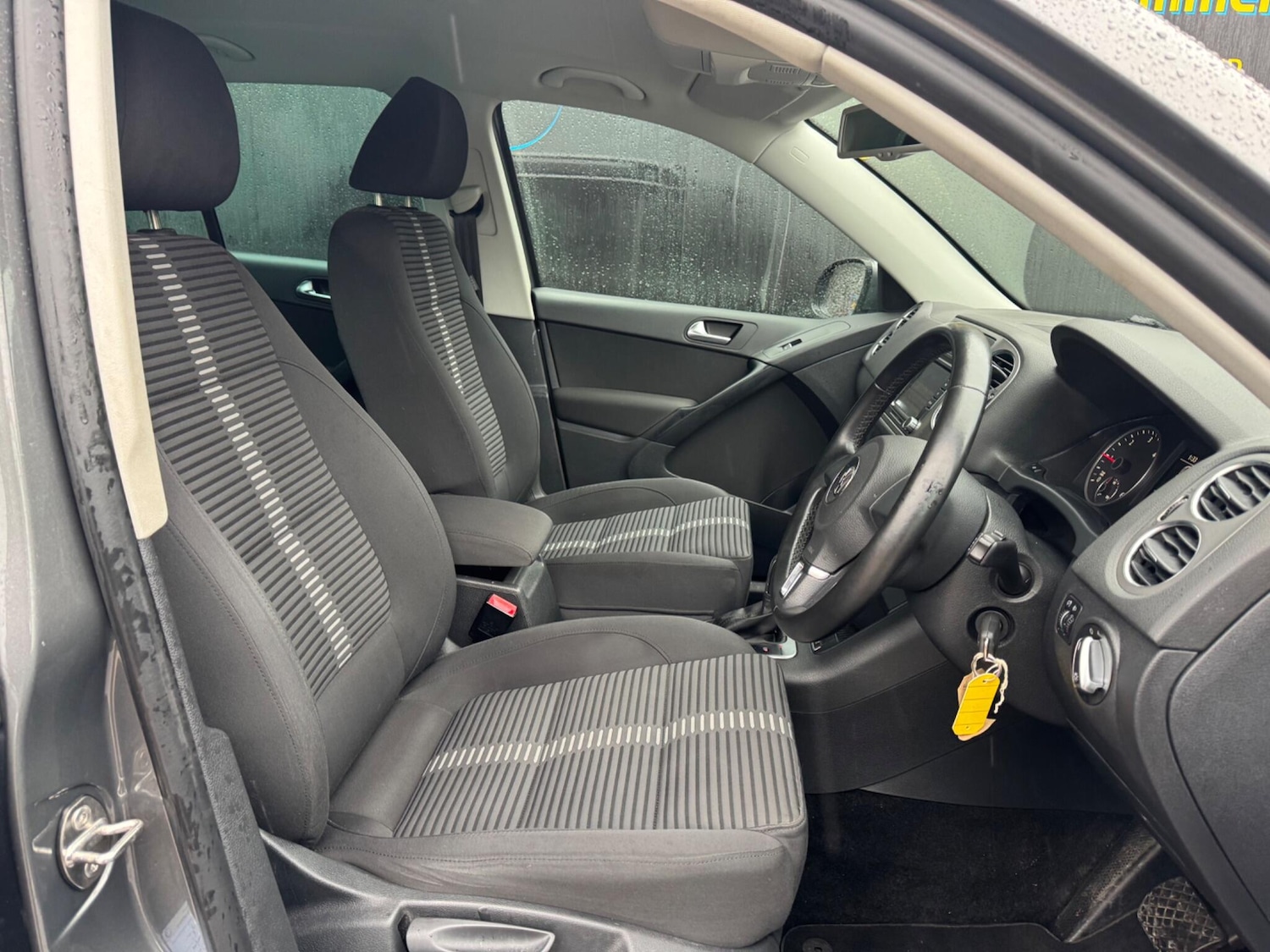 Used Volkswagen Tiguan 2010 for sale - 77215706: Photo 17