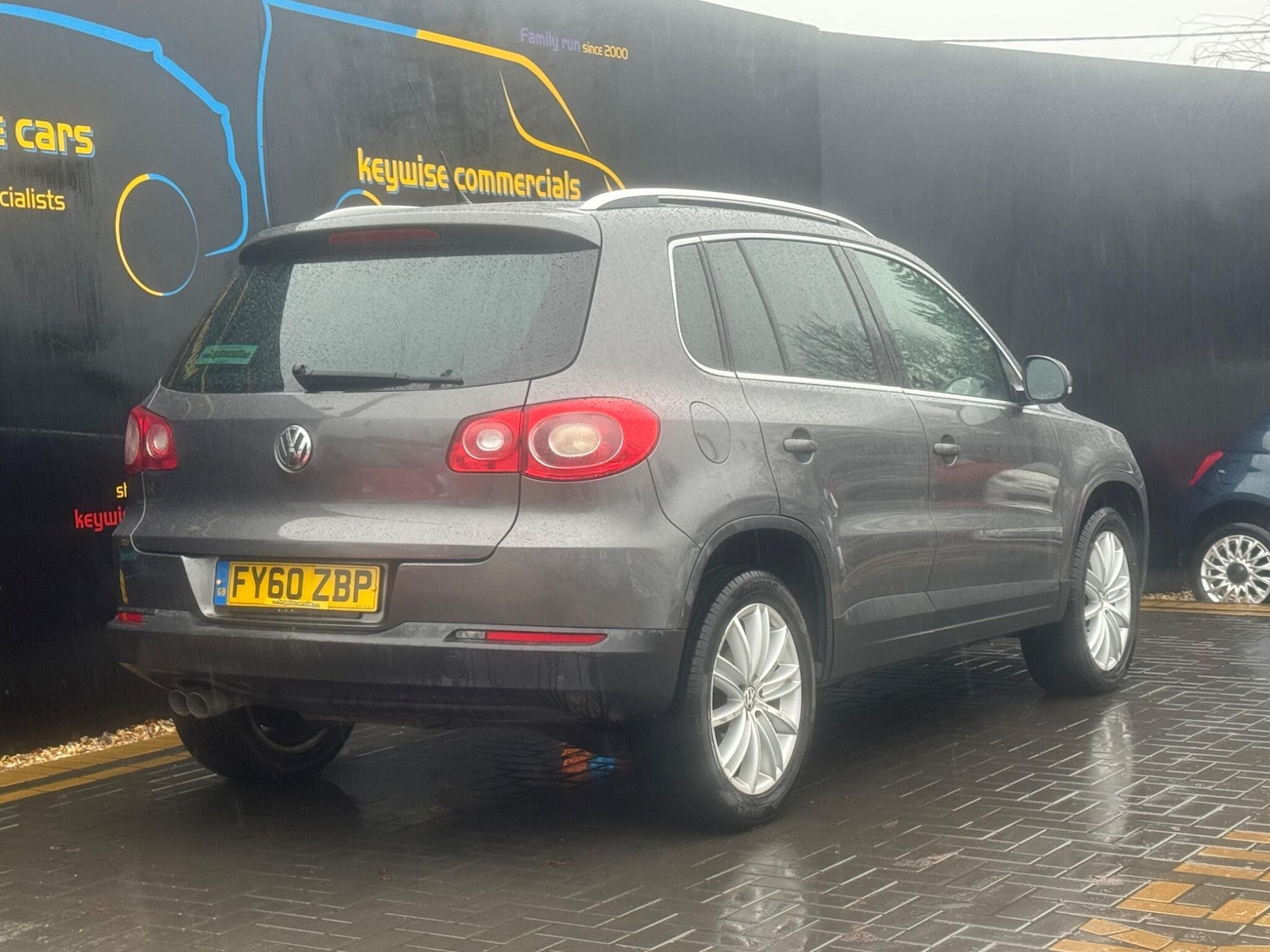 Used Volkswagen Tiguan 2010 for sale - 77215706: Photo 6