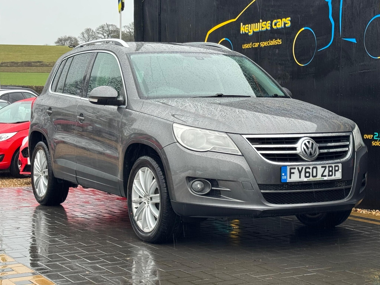 Used Volkswagen Tiguan 2010 for sale - 77215706: Photo 9