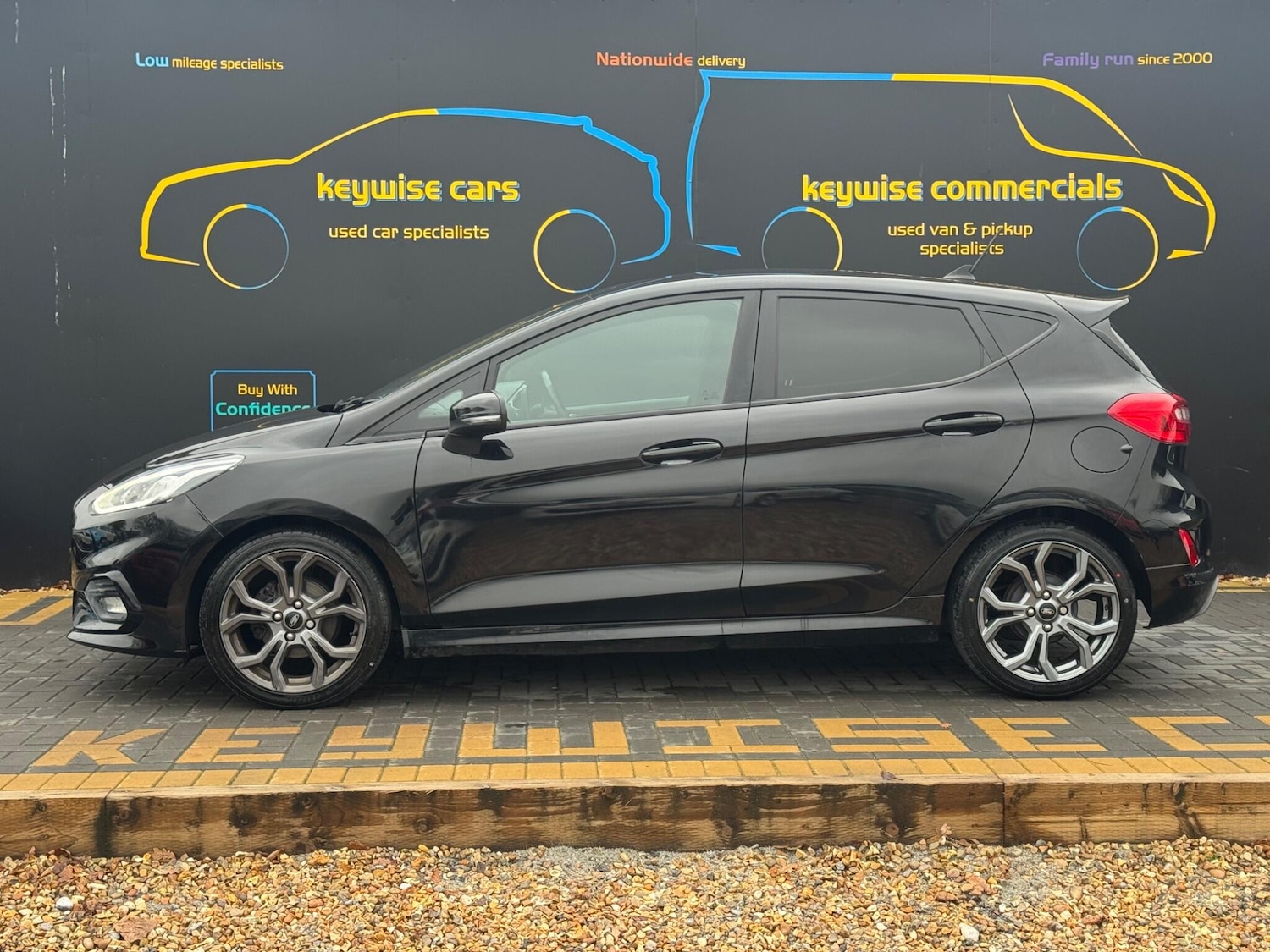 Used Ford Fiesta 2020 for sale - 77040906: Photo 2