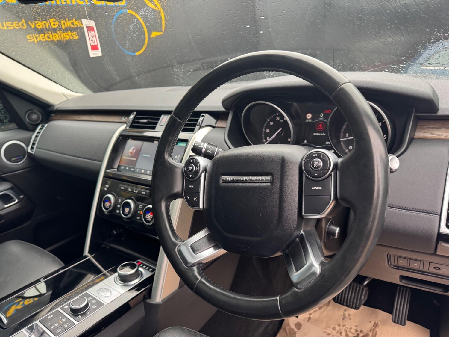 Used Land Rover Discovery 2017 for sale - 77496181: Photo 18