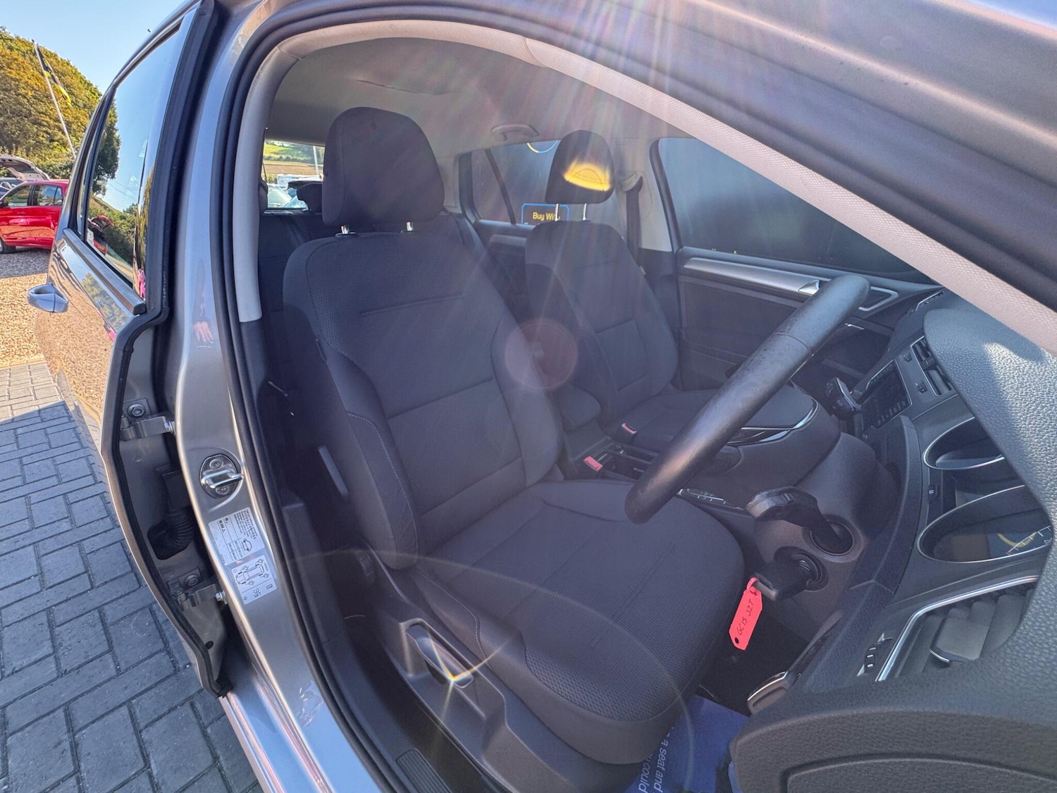 Used Volkswagen Golf 2015 for sale - 77015522: Photo 15