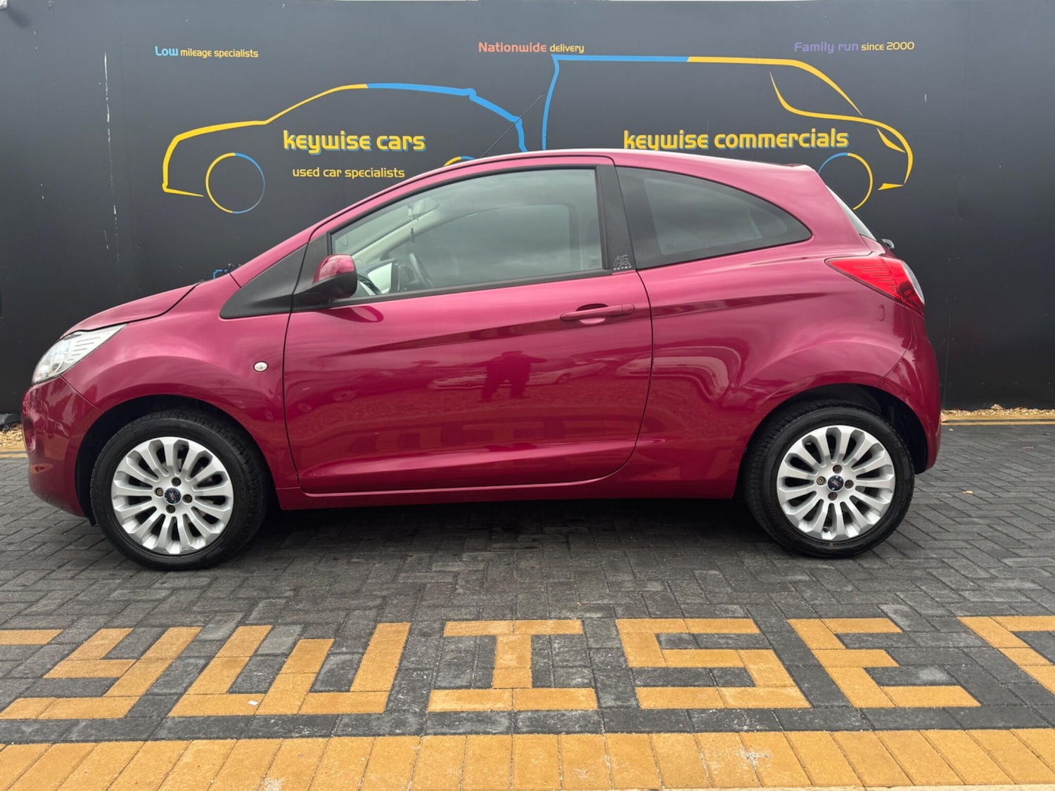 Used Ford Ka 2011 for sale - 76422638: Photo 2