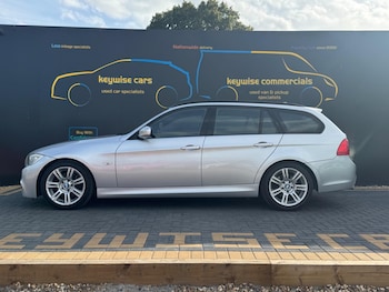 Used BMW 3 Series 2010 for sale - 76200233: Photo