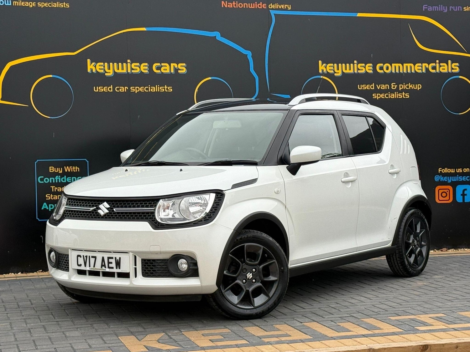 Used Suzuki Ignis 2017 for sale - 76550645: Photo 1