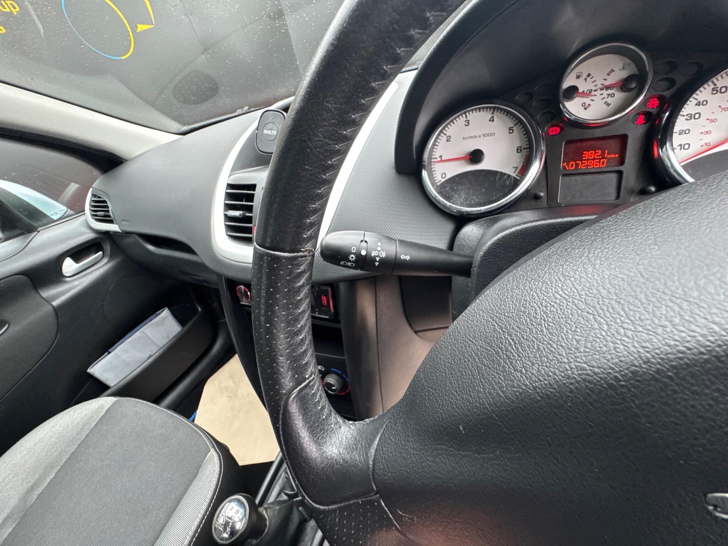 Used Peugeot 207 2011 for sale - 76561331: Photo 28