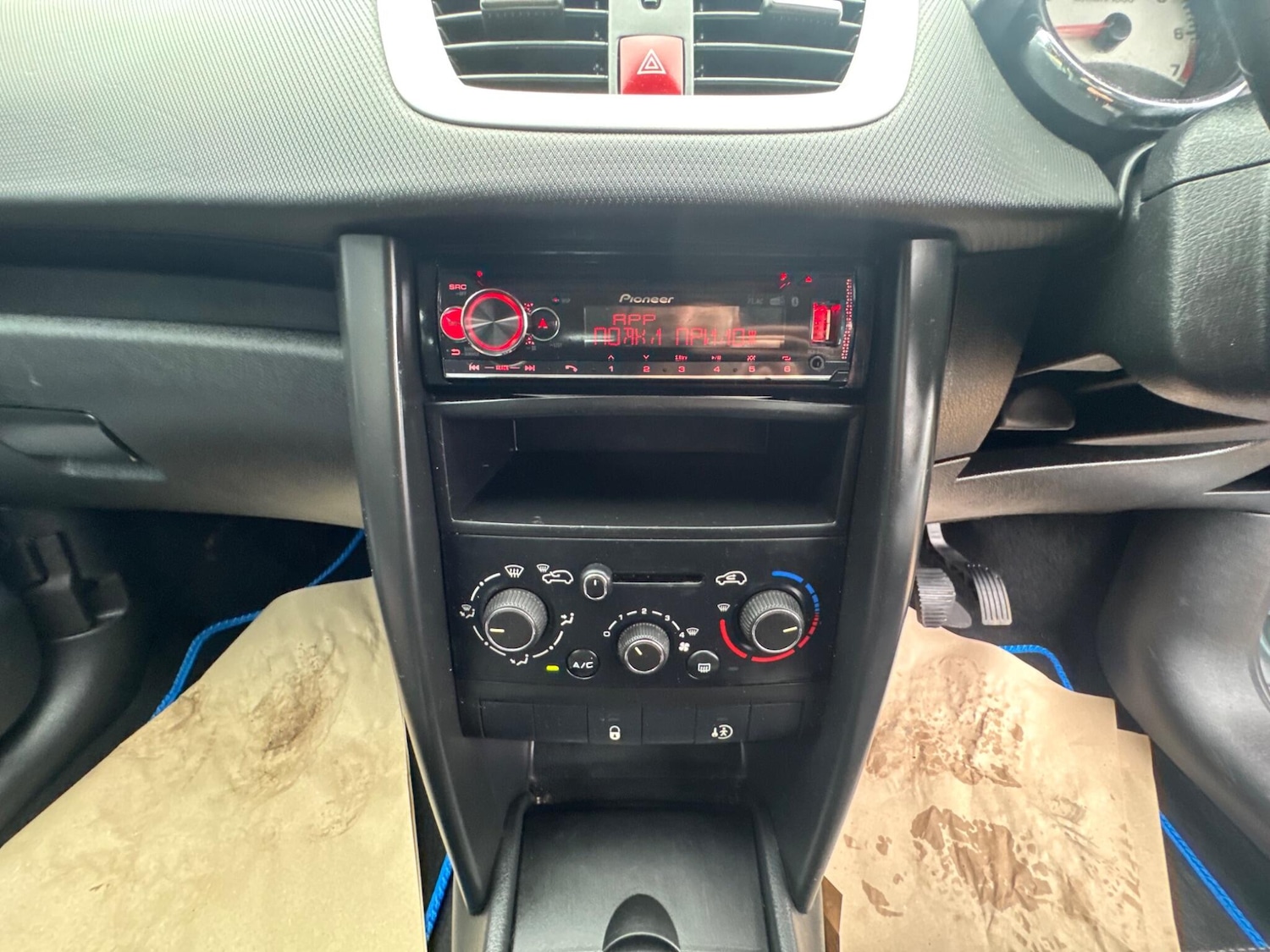 Used Peugeot 207 2011 for sale - 76561331: Photo 30