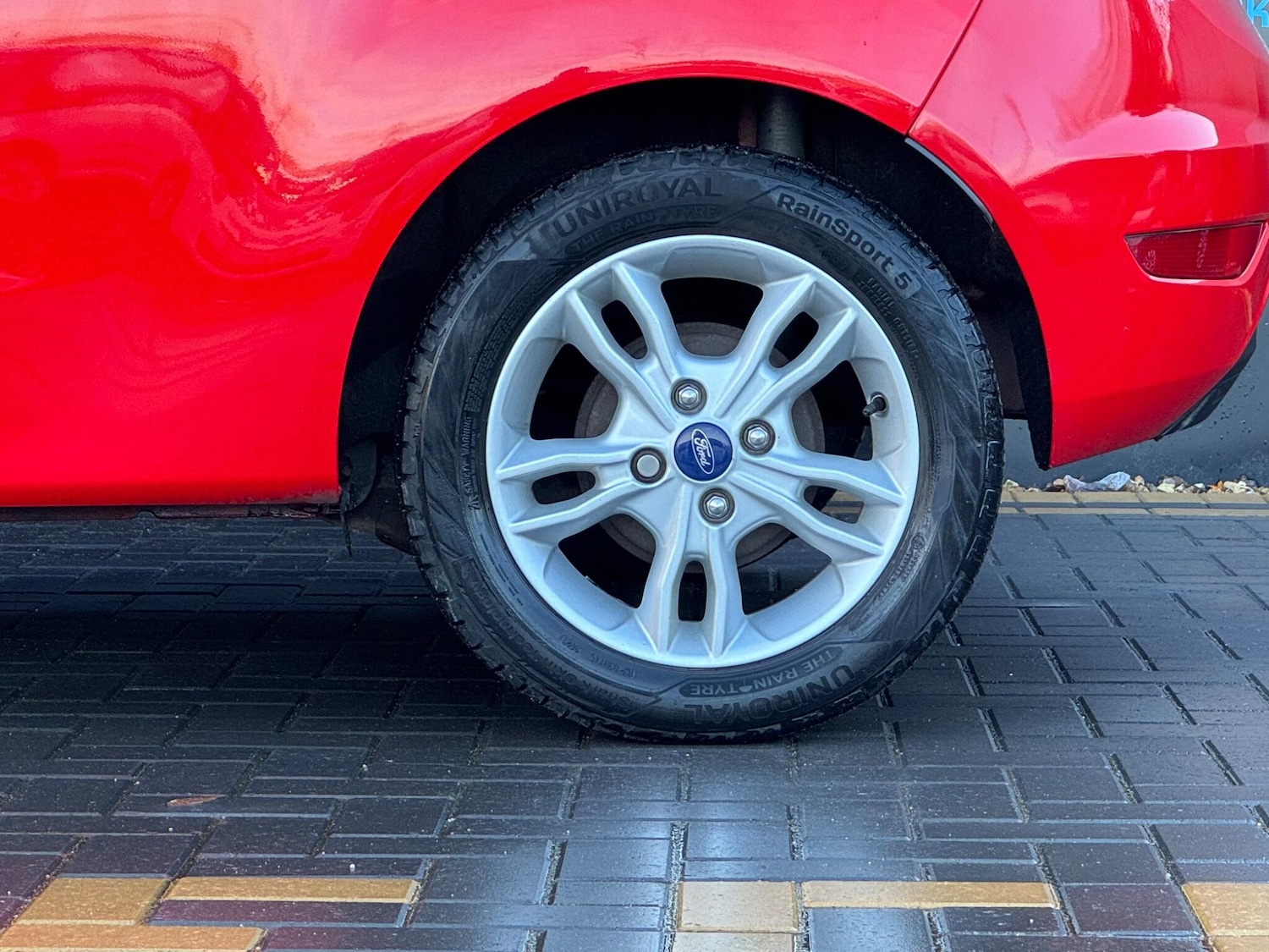 Used Ford Fiesta 2014 for sale - 77155251: Photo 15