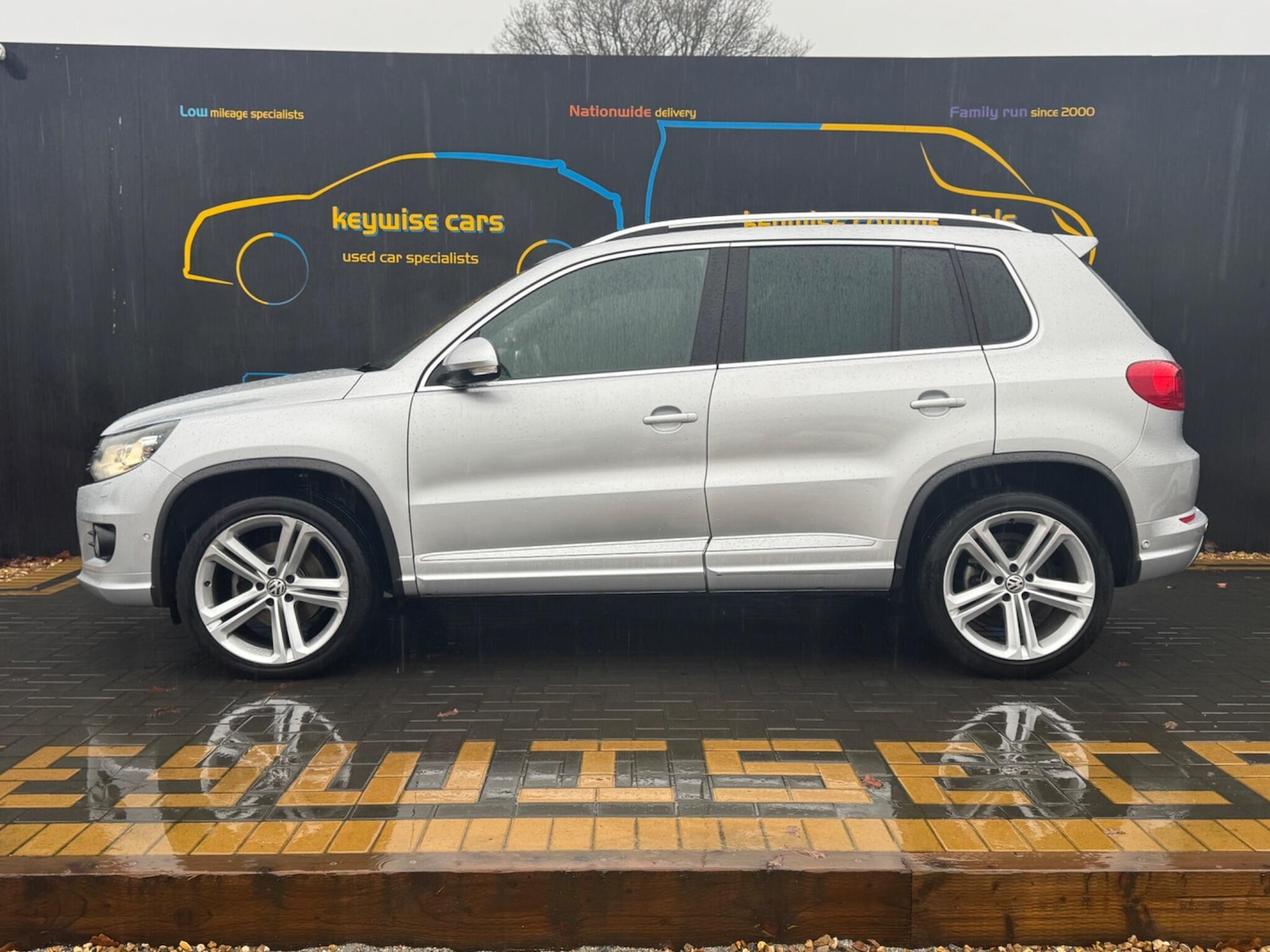 Used Volkswagen Tiguan 2013 for sale - 76993459: Photo 2