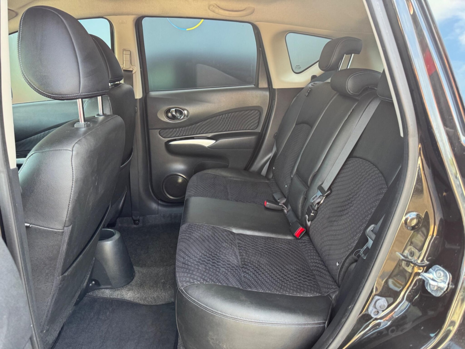 Used Nissan Note 2015 for sale - 76371002: Photo 24