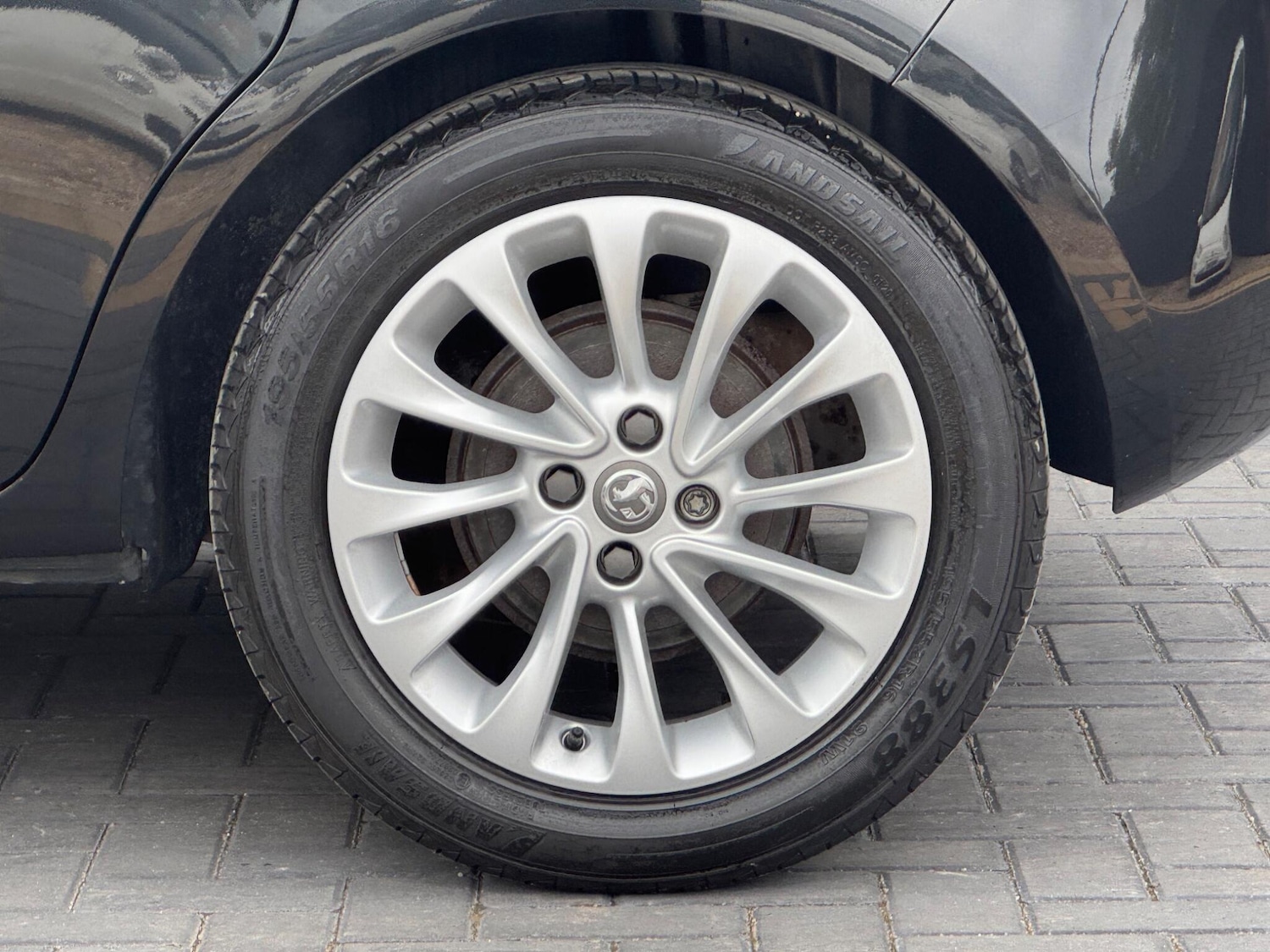 Used Vauxhall Corsa 2015 for sale - 76269996: Photo 14