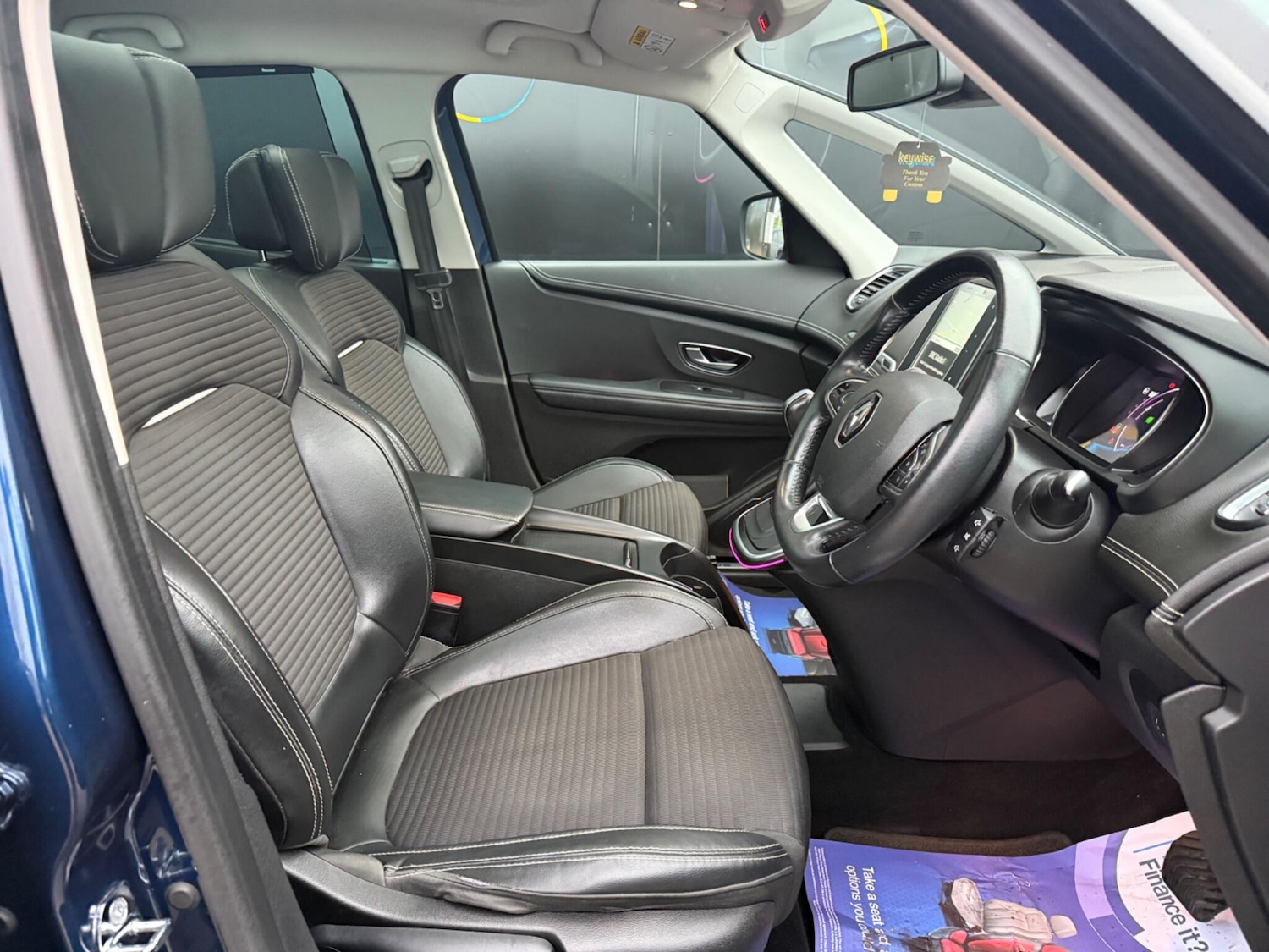 Used Renault Grand Scenic 2018 for sale - 77909832: Photo 13