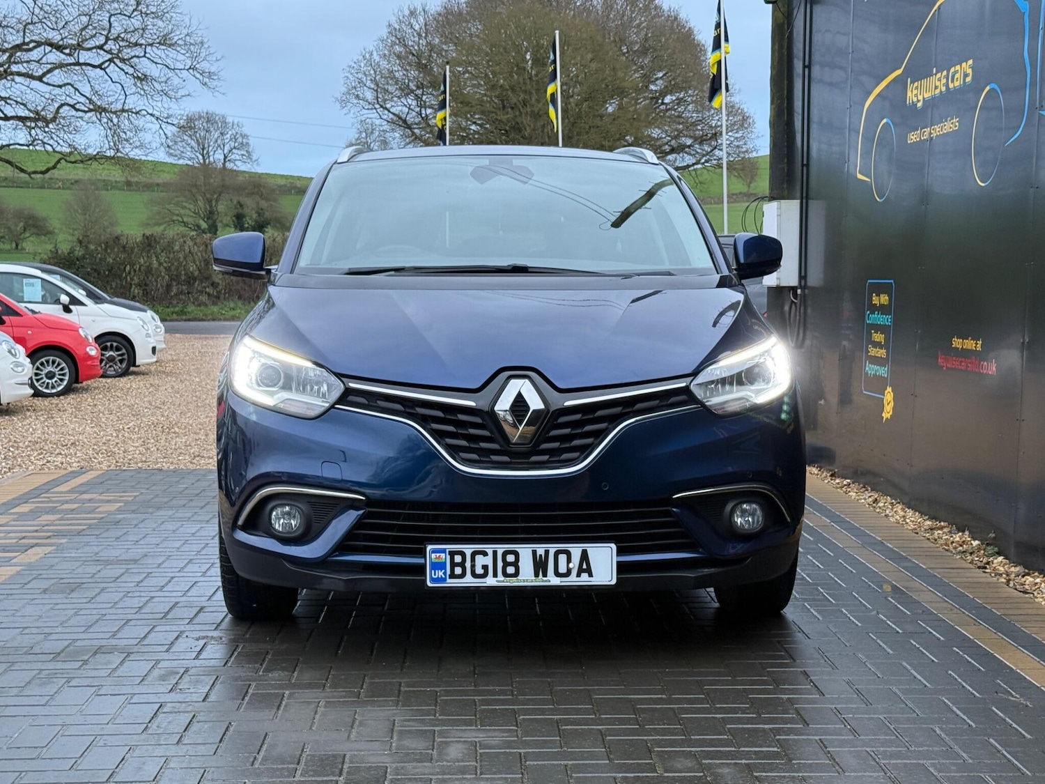 Used Renault Grand Scenic 2018 for sale - 77909832: Photo 8