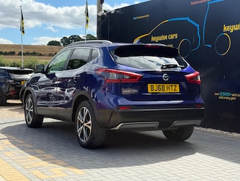 Used Nissan Qashqai 2018 for sale - 79464397: Photo