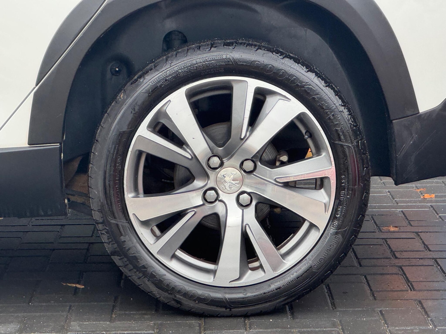 Used Peugeot 2008 2017 for sale - 76433388: Photo 15