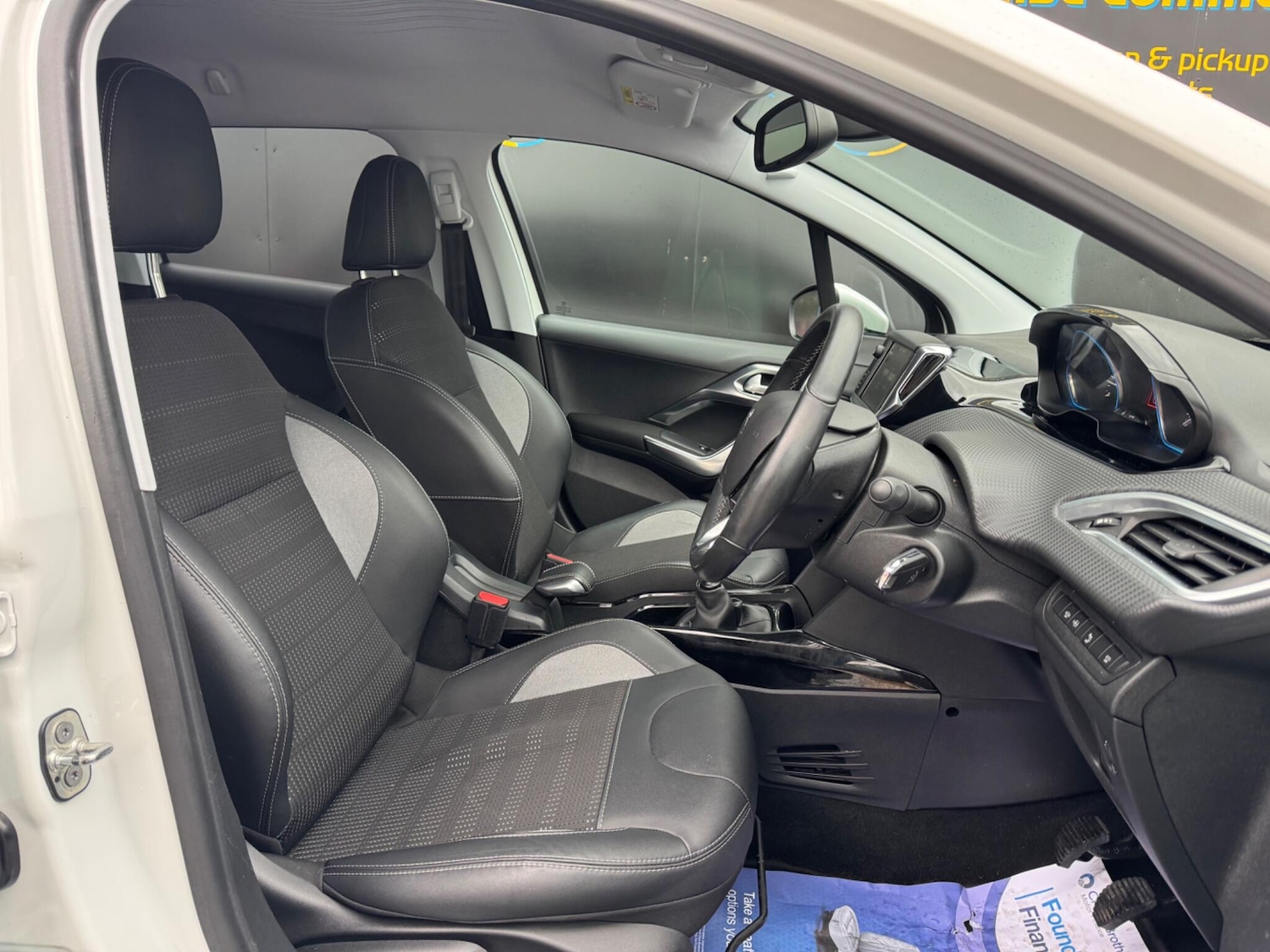 Used Peugeot 2008 2017 for sale - 76433388: Photo 17