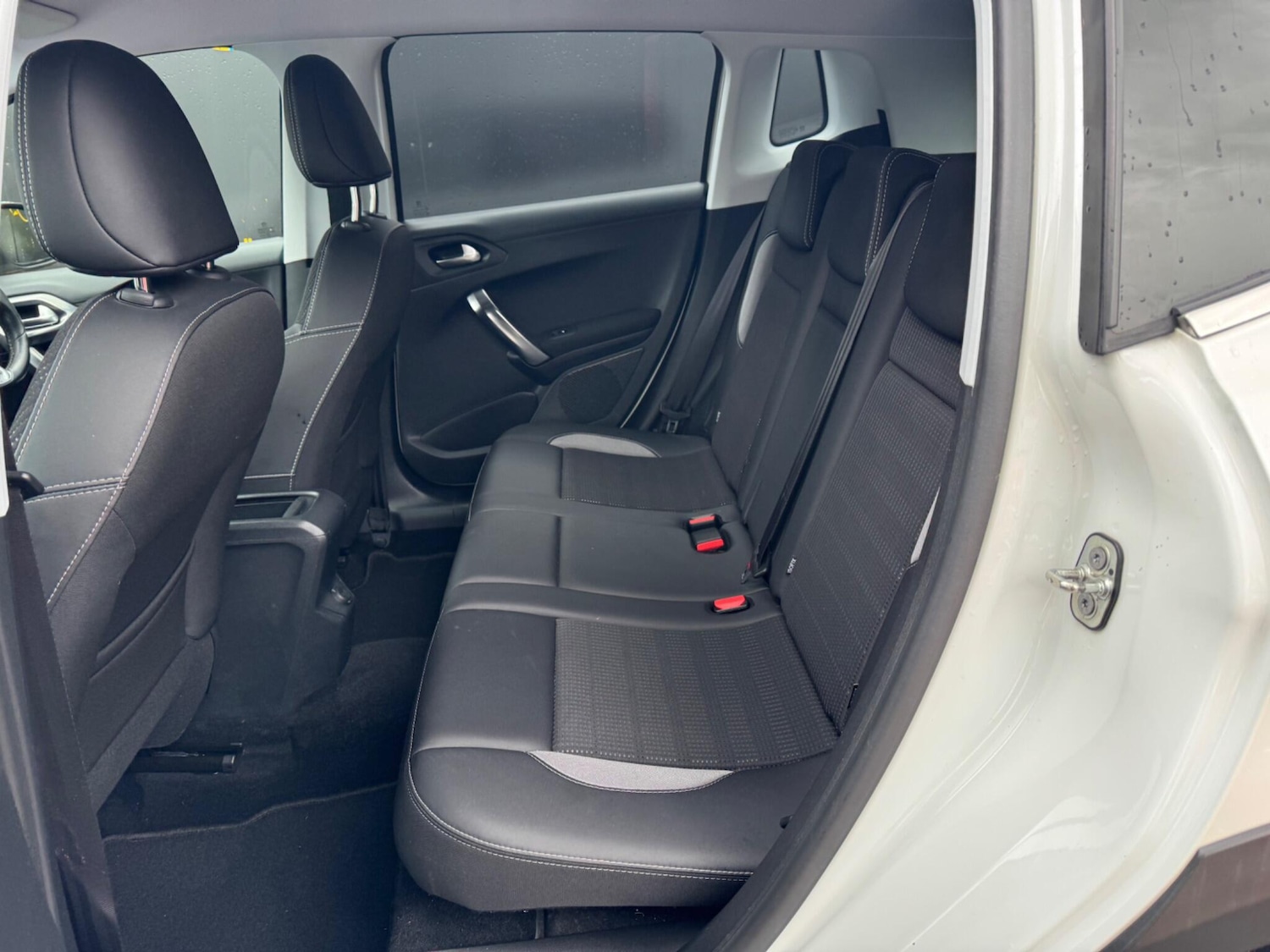 Used Peugeot 2008 2017 for sale - 76433388: Photo 24