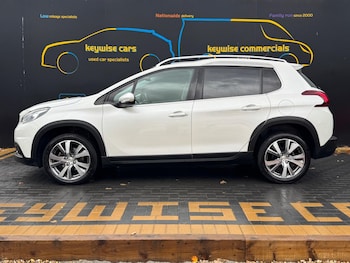 Used Peugeot 2008 2017 for sale - 76433388: Photo